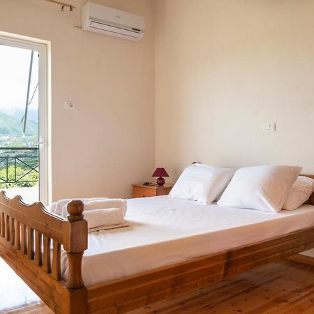 Janakis Apartments Himare Exterior foto