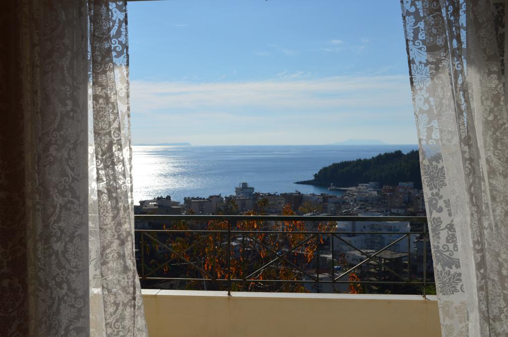 Janakis Apartments Himare Exterior foto