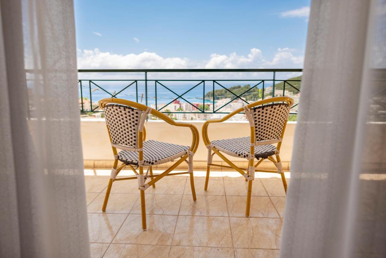 Janakis Apartments Himare Exterior foto