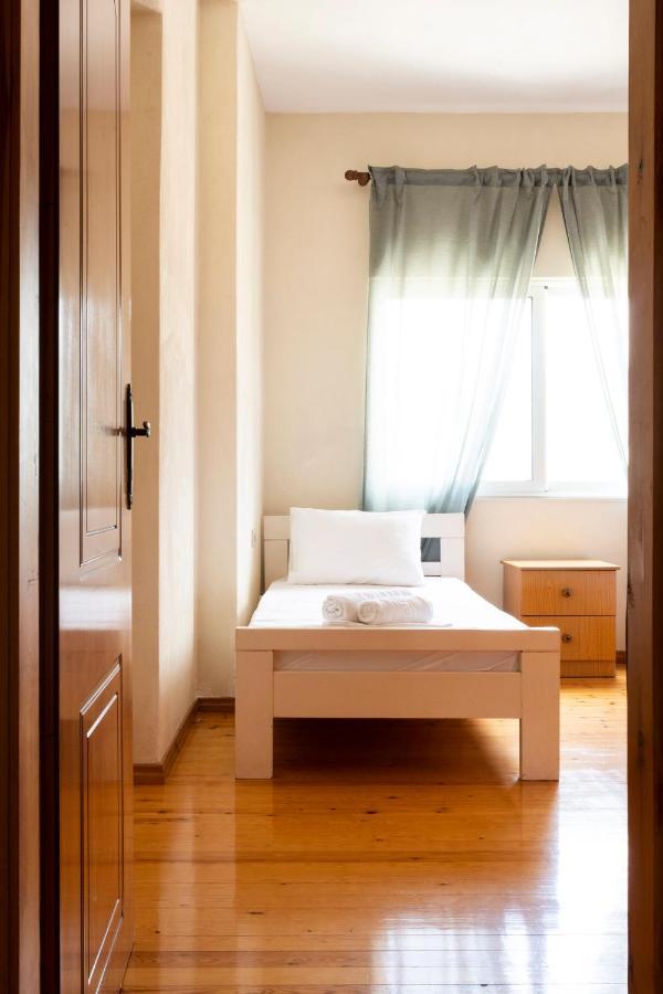 Janakis Apartments Himare Exterior foto